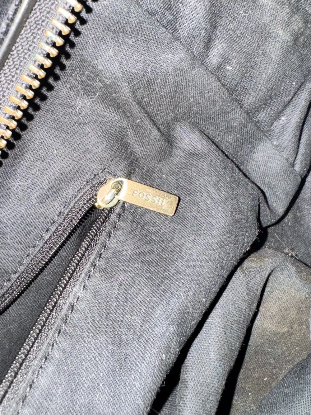 Fossil classic black